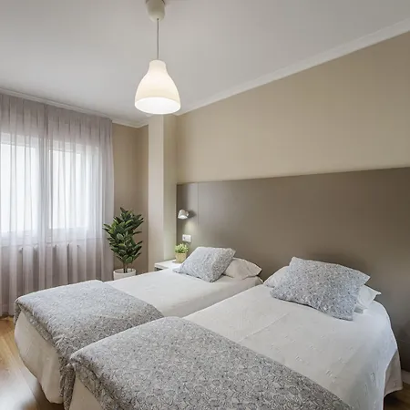 בית הארחה Hostal-restaurante Lugano 3*