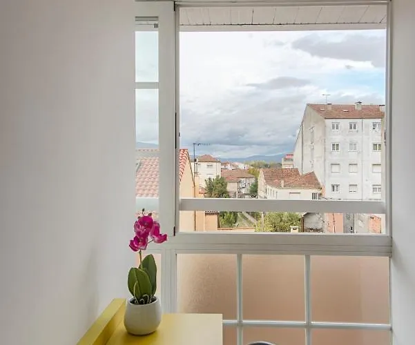 Hostal-restaurante Lugano בית הארחה Verín